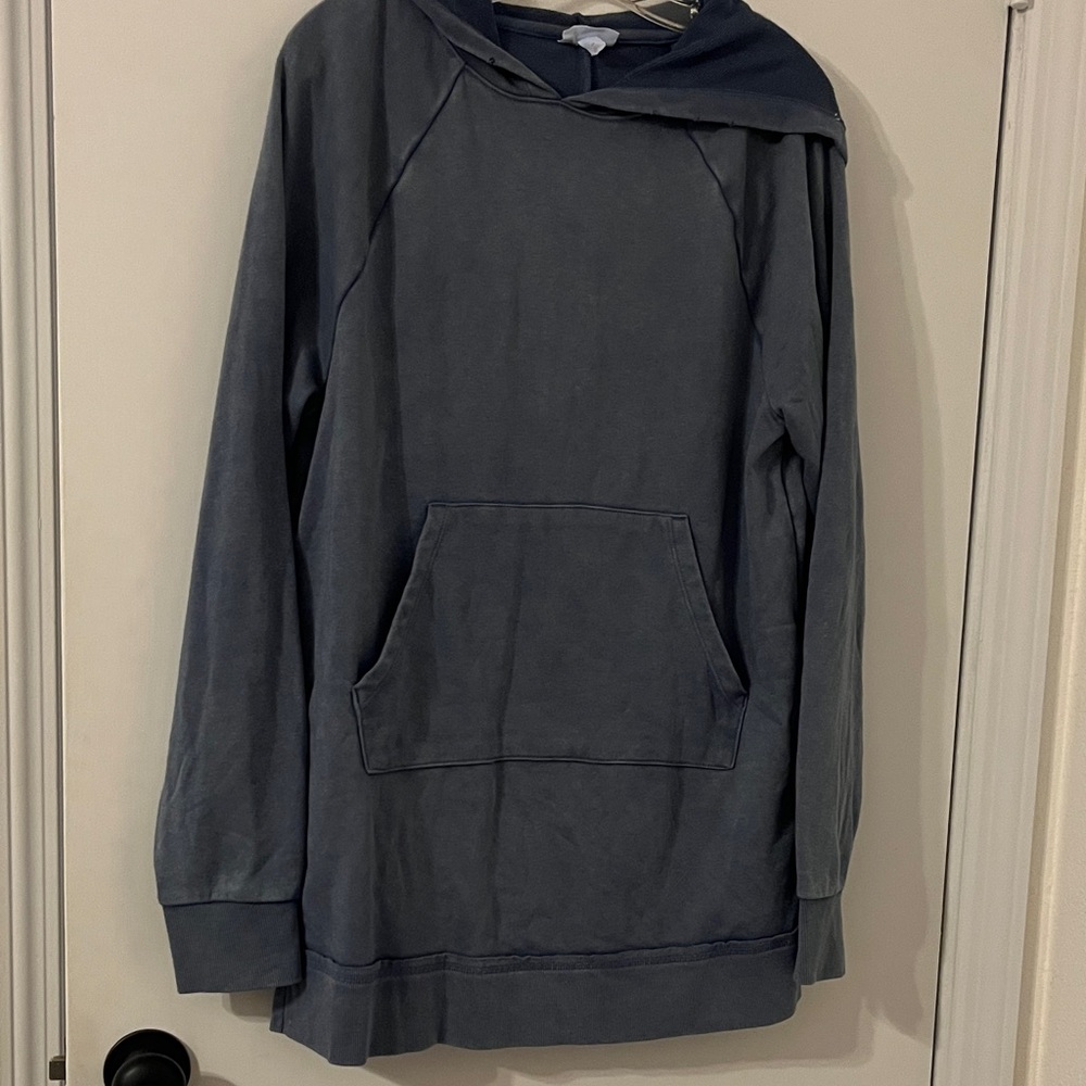 Colsie Navy Knit Top